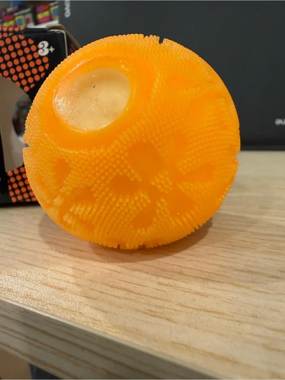 NeeDoh Fuzz Ball - Orange